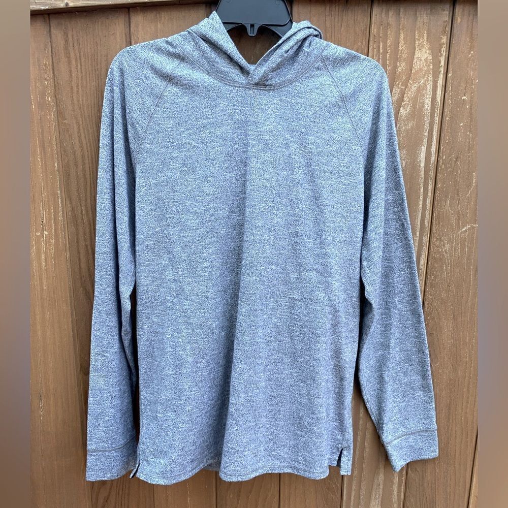Vince Speckled Heathered Gray Sweatshirt/ Hoodie size Medium - EUC!